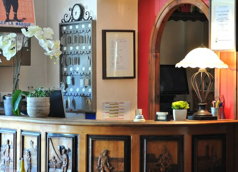 Voir la photo 2 — Hotel Les Voyageurs