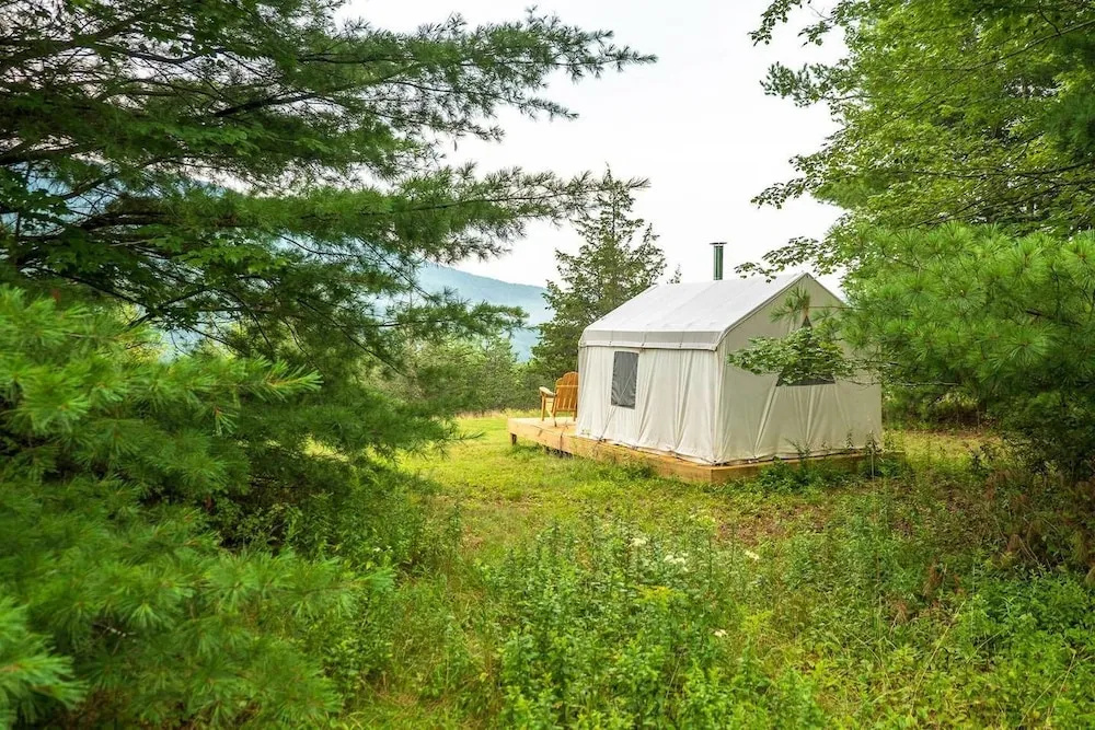 Tentrr - Pleasant Valley Maplecroft Camp-Campsite
