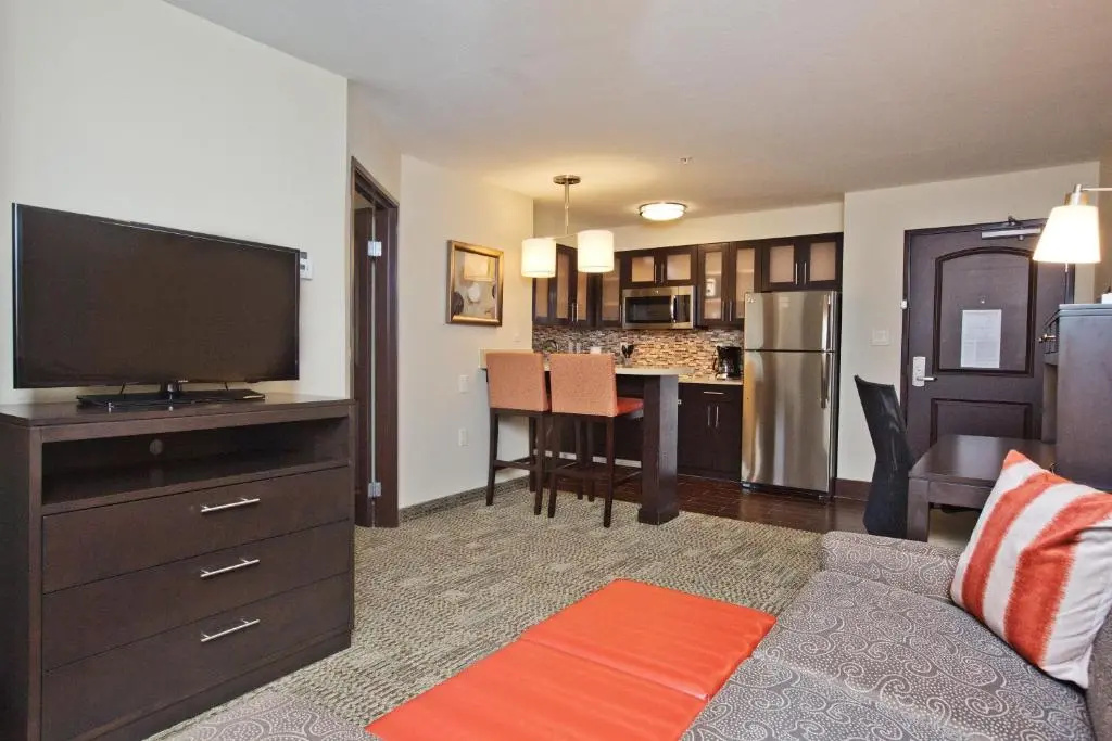 Staybridge Suites Austin South Interstate Hwy 35 by IHG - Chambres
