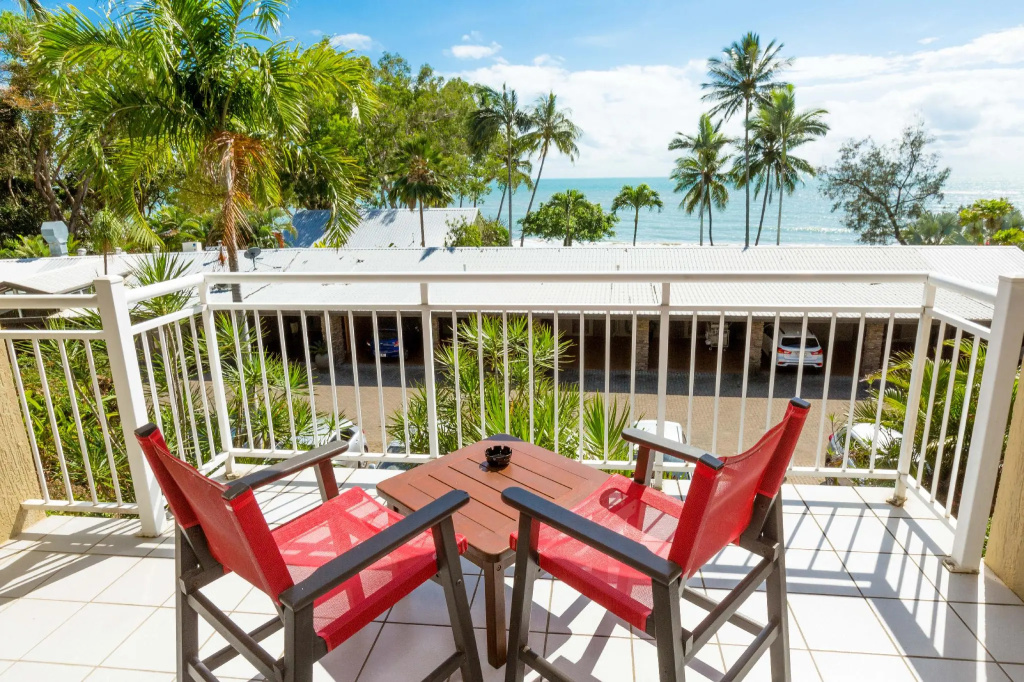 Deluxe room with sea view