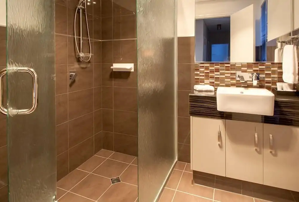 3 Bedrooms Luxury Villa