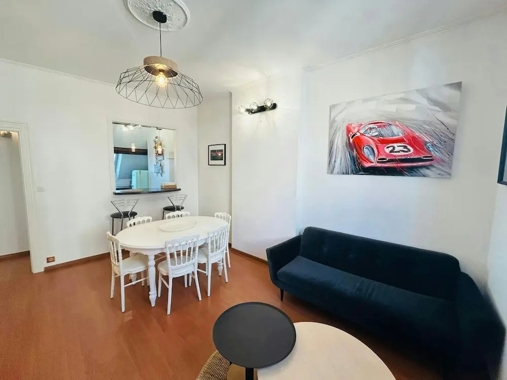 Voir la photo 4 — Le Majestueux Brul e Hypercentre Parking