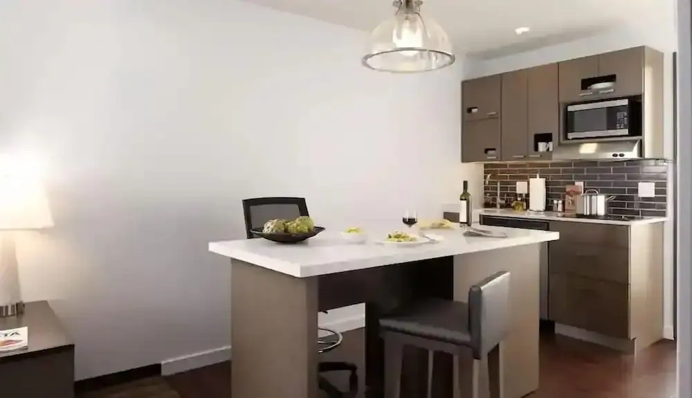 Hyatt House Fresno Campus Pointe — фото 2