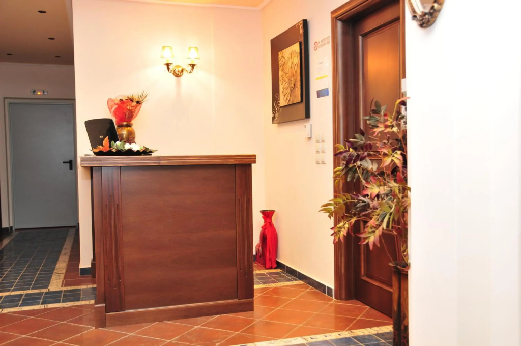 Gogos Hotel - Général