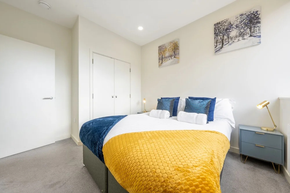 Luxury 1 Bedroom Serviced Apartment in the Heart of Stevenage - фото 3