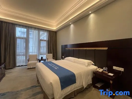 Executive Double room with balcony (full double bed)