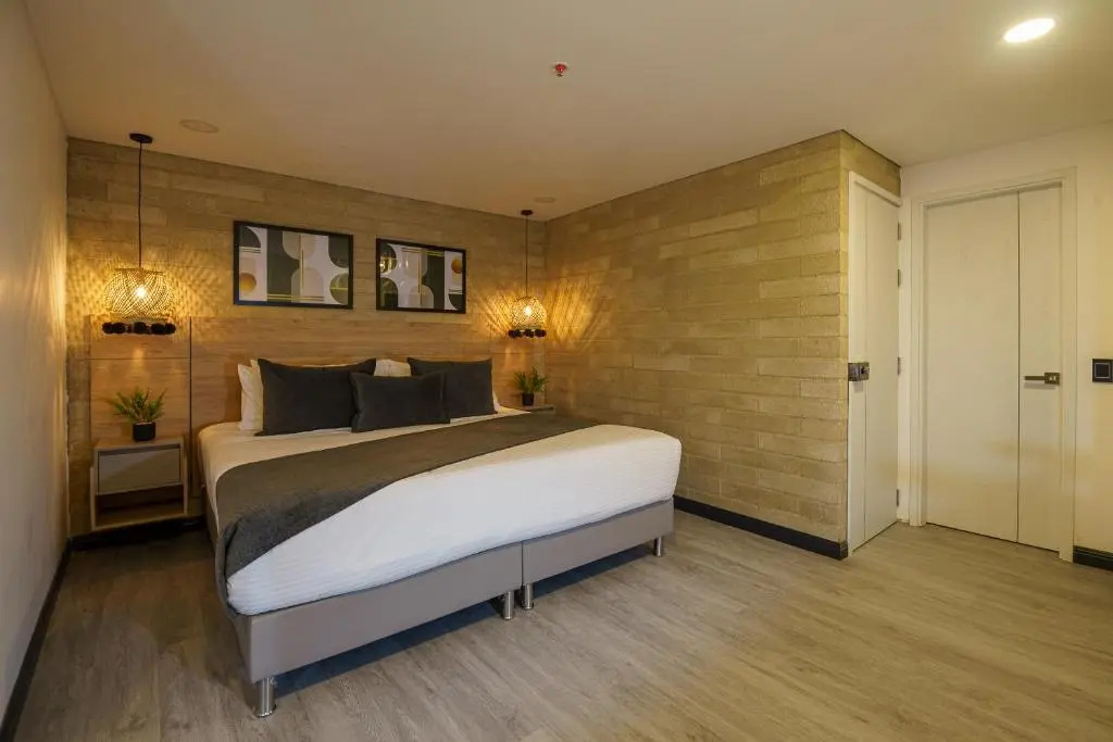 Standard Double room (full double bed)