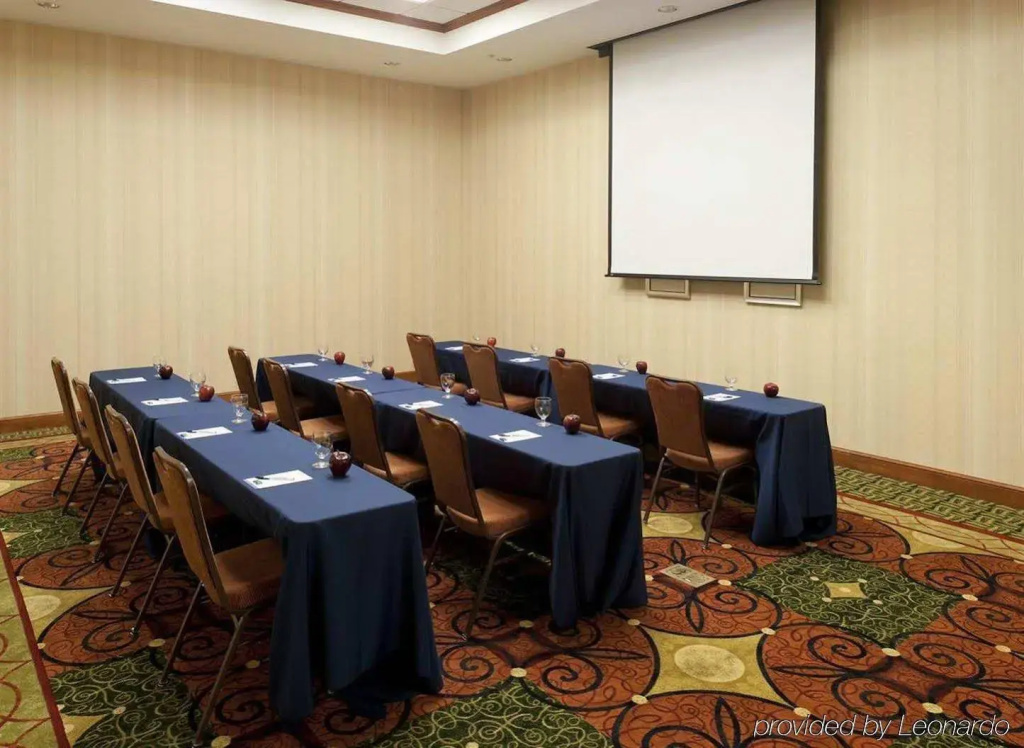 Hilton Garden Inn Lake Forest Mettawa - Général