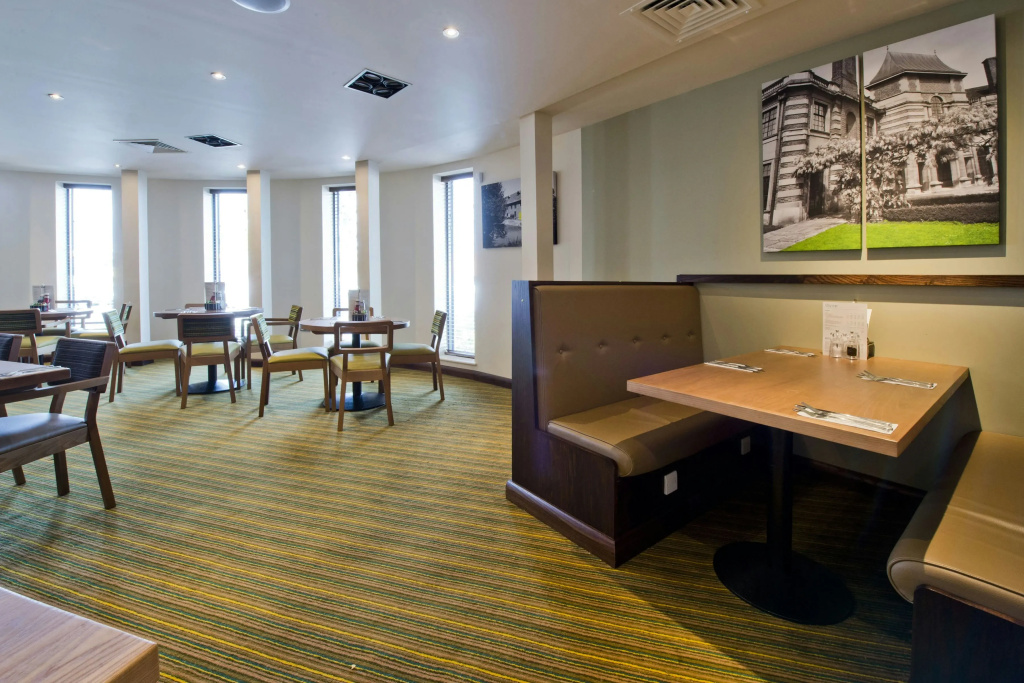 Premier Inn London Eltham — фото