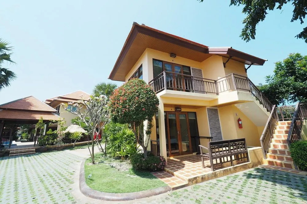 Pranburi Noy Resort