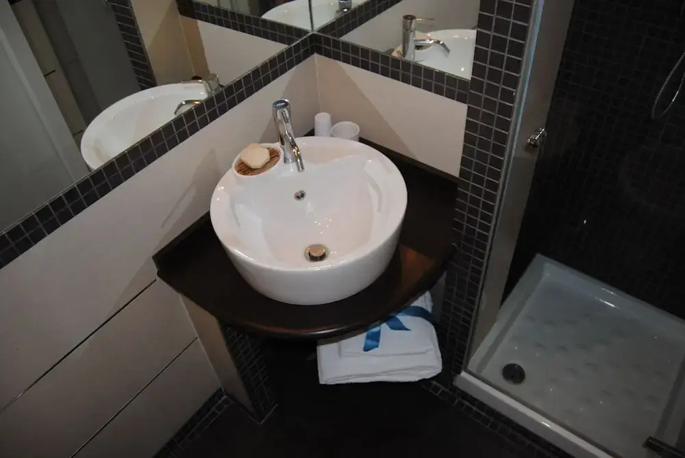 Standard Double room with balcony (full double bed)
