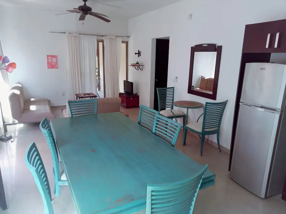 1 Bedroom Apartment with garden view
