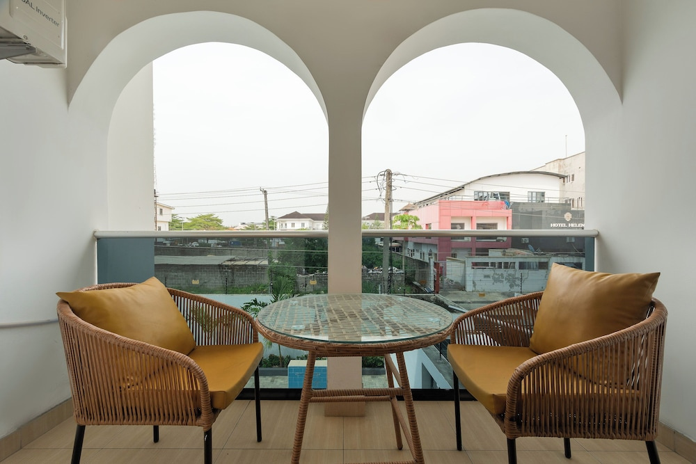 Aima Apartments