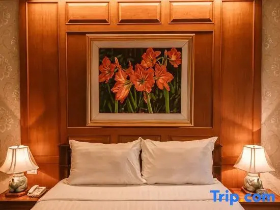 Deluxe Double room with garden view (full double bed)