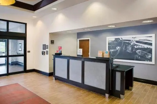 Lobby & Reception