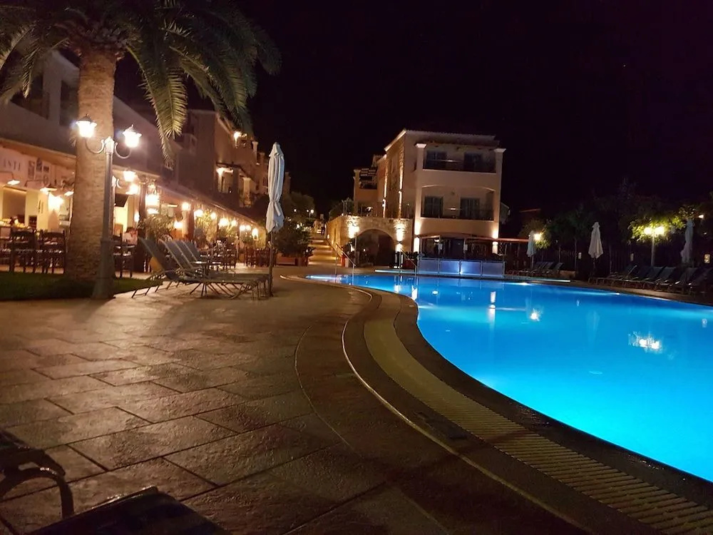 Isida Hotel - 5