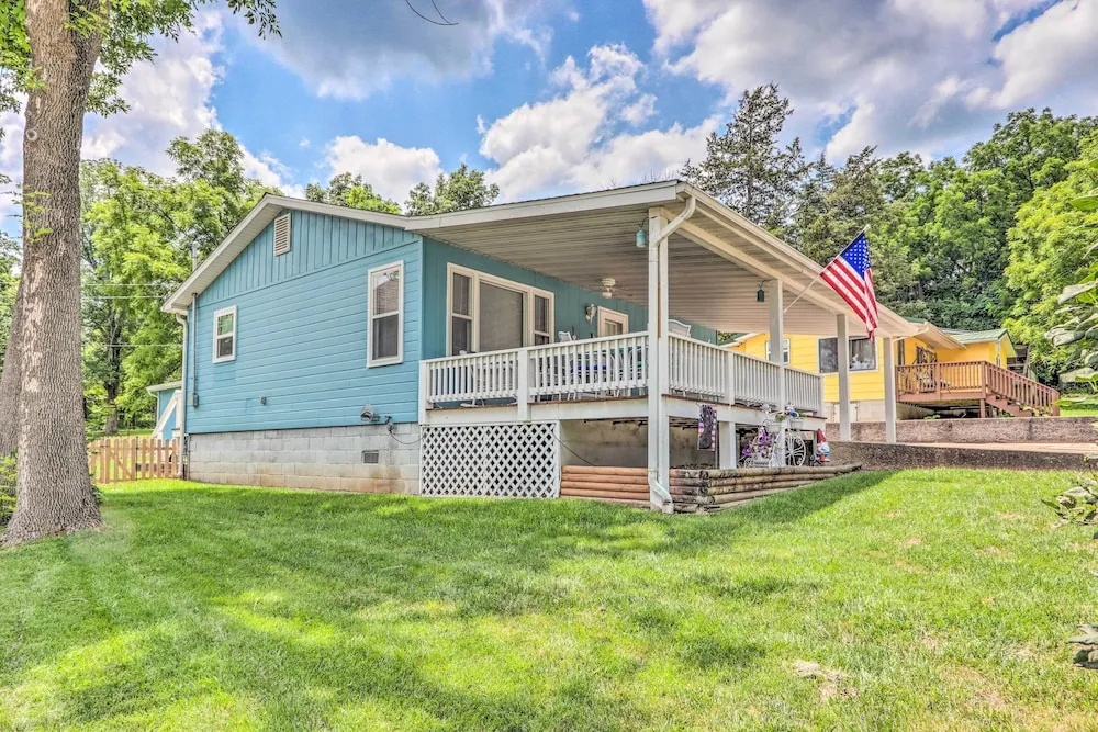 Steps to Lake of the Ozarks: Family Home w/ Views!