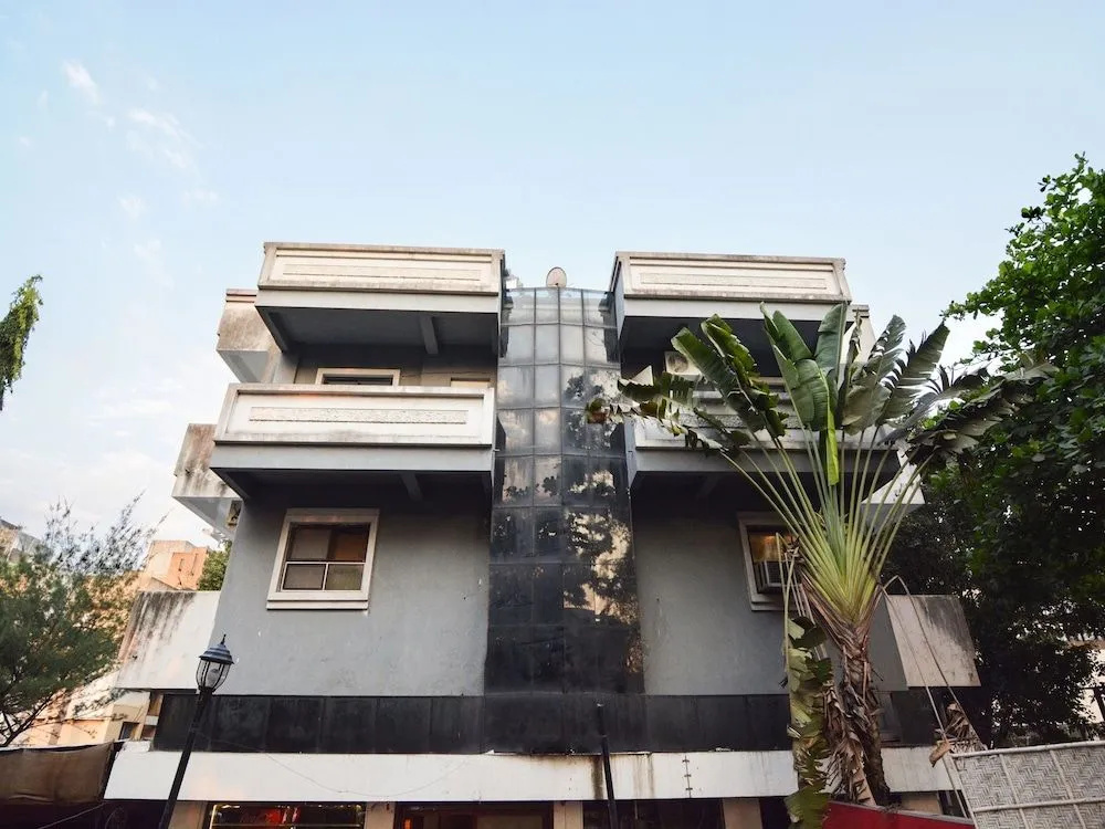 OYO 19777 Nikhil Garden