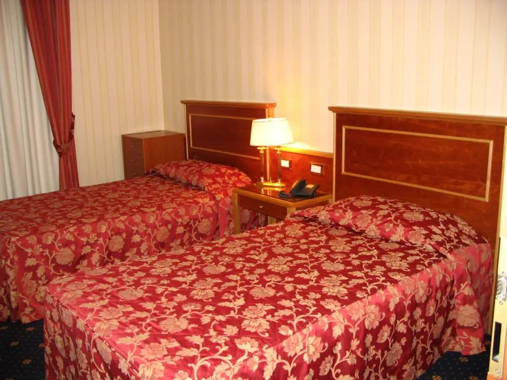 Standard Double room with balcony (full double bed)