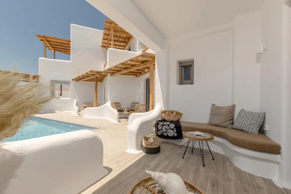 Naxos Contelibro