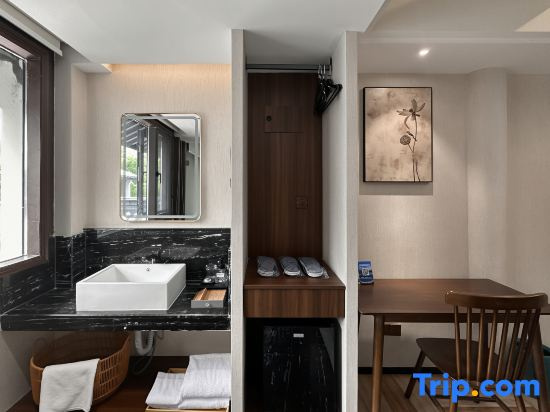 Yurong West Lake Cottage Resort Hotel - Chambres