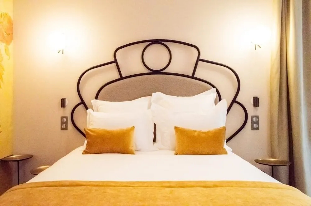 Premium room