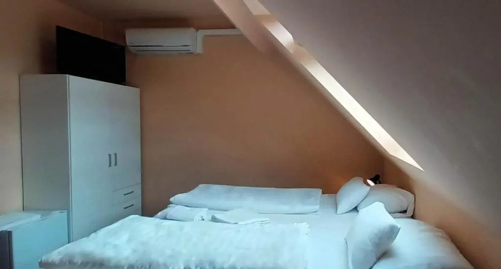 Hotel Unicornis - Chambres