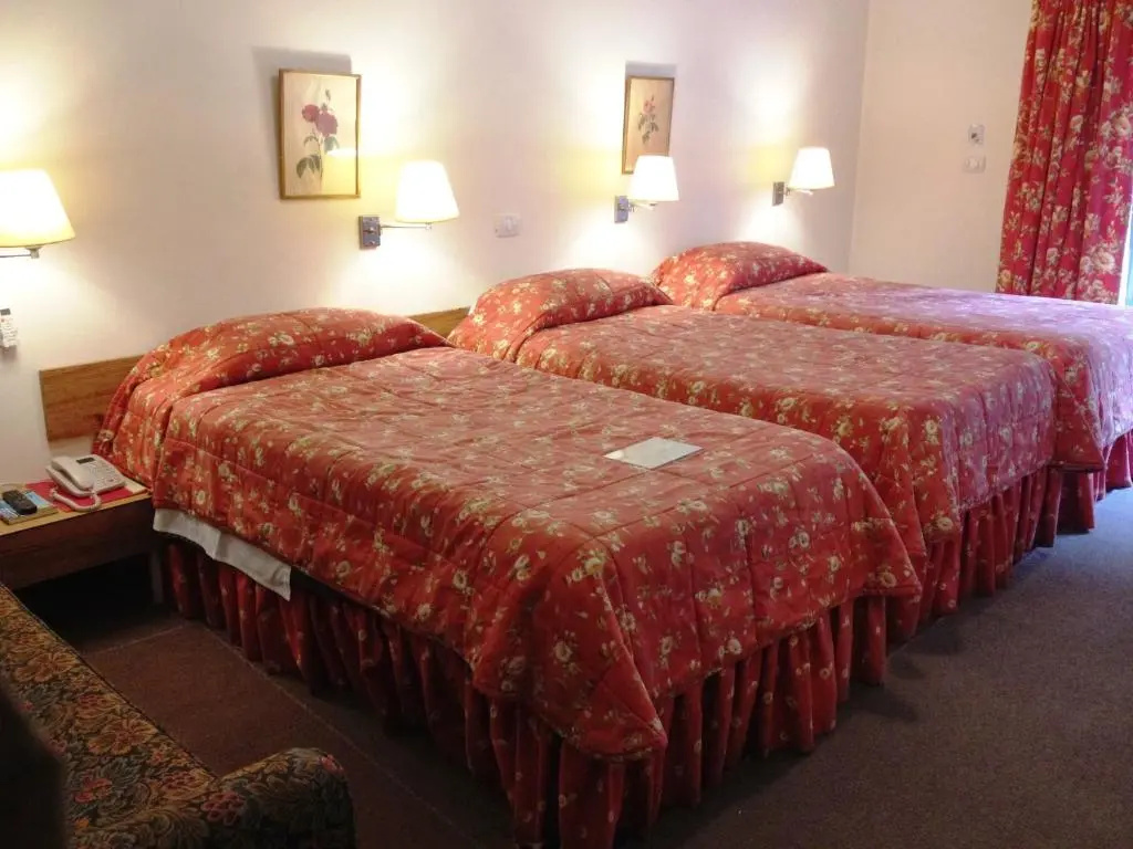 Standard Triple room with balcony