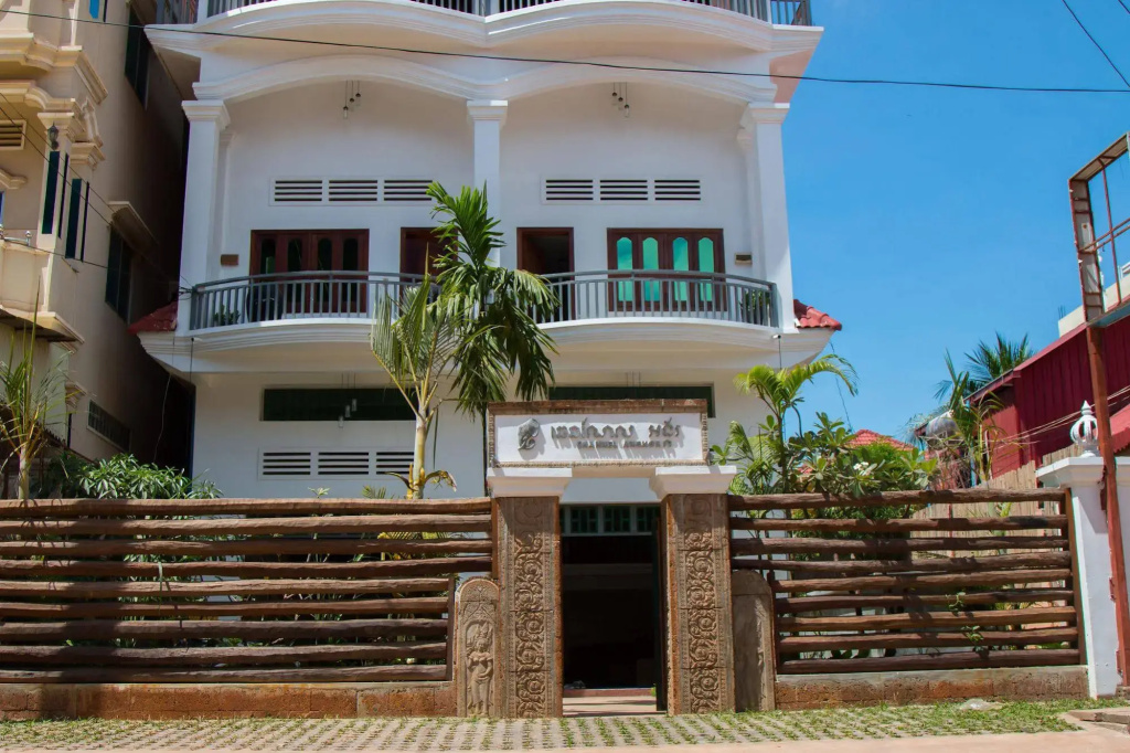 Channel Angkor Hostel