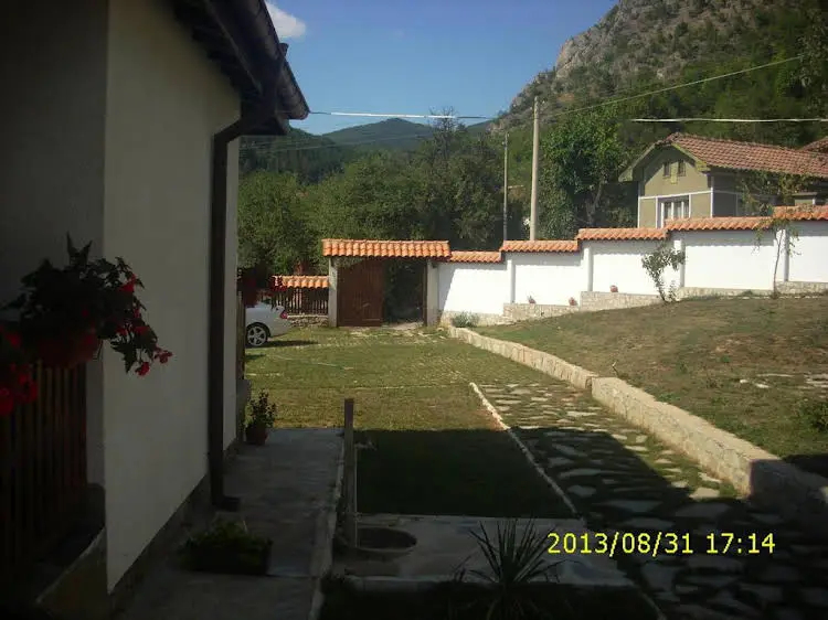 Zelenigrad Guest House - фото 24
