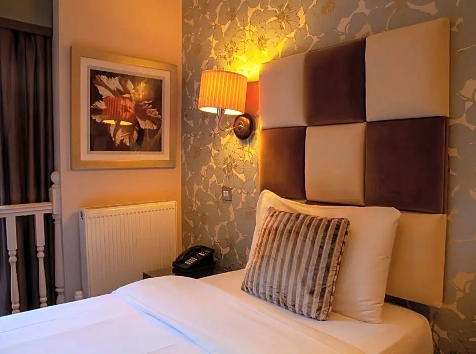Classic room
