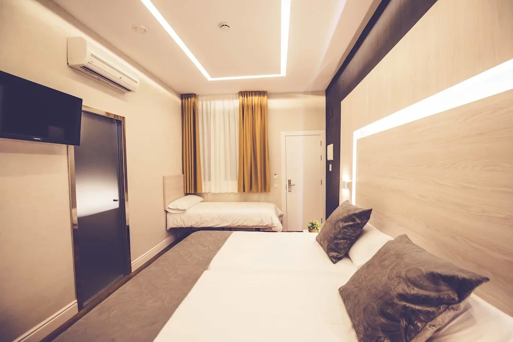 Comfort room