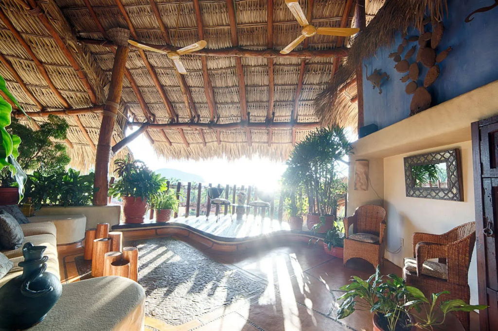 La Villa Luz Adults Only