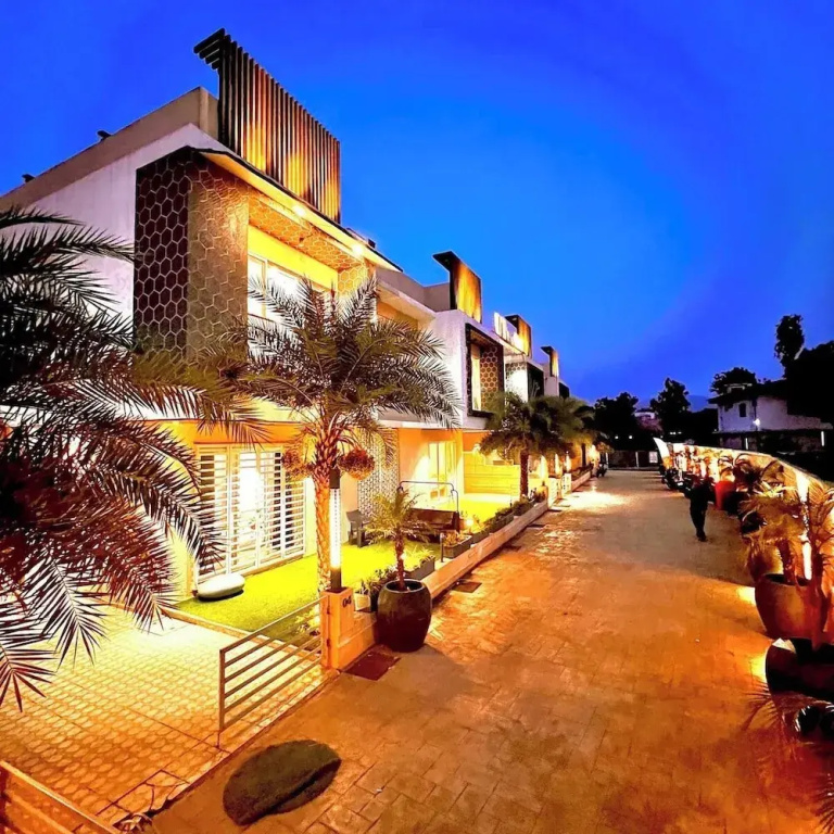 Ashford 4 BHK With Pvt Pool By Stellar Stays