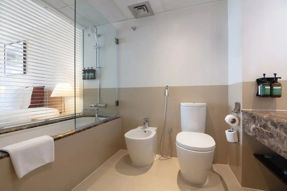 Crowne Plaza Muscat by IHG Hotel - Chambres