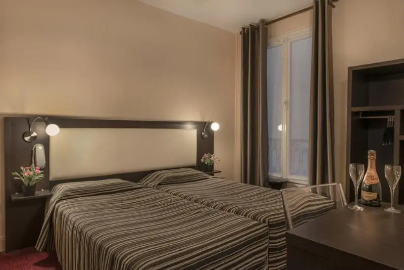 Grand Hotel Leveque 69