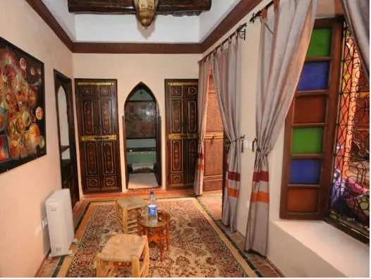 Economy room