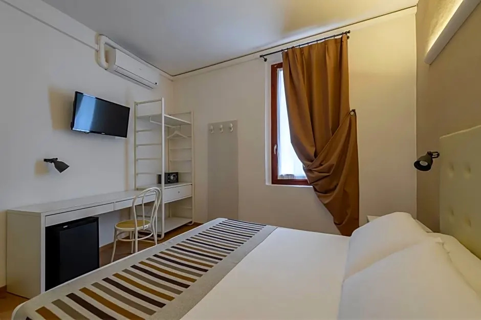 Hotel Mantegna Stazione , Mantegna Hotels - Chambres