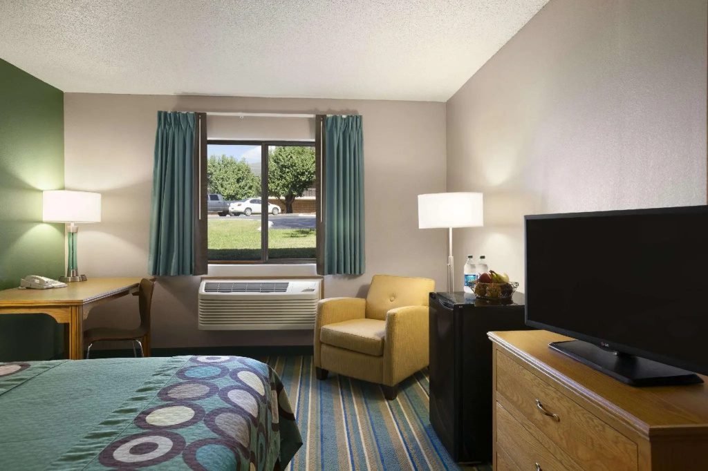 Standard Double room (full double bed)