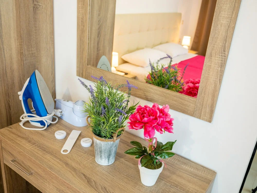 2 Bedrooms Apartment with balcony and with sea view