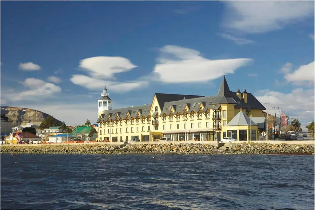 Beach & Waterfront