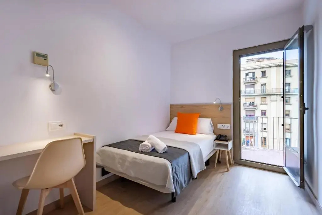 Single room with balcony