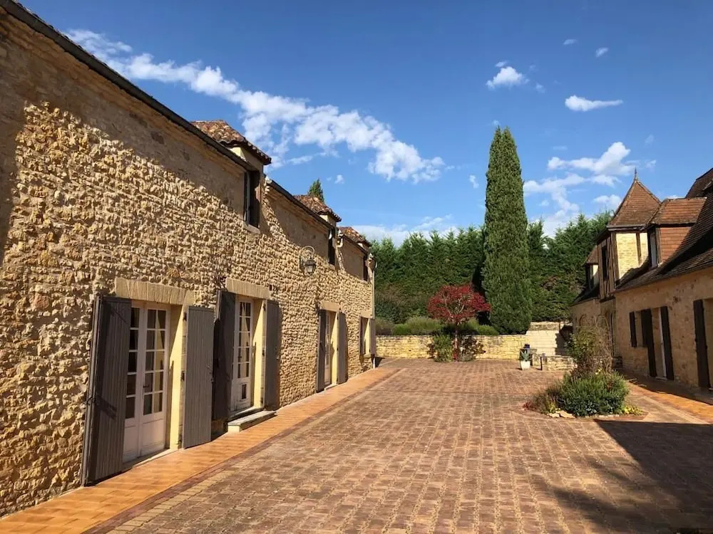 Voir la photo 1 — Le Domaine Aubazen