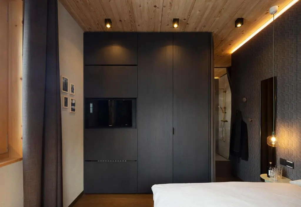 2 Bedrooms Chalet
