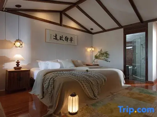Standard room with balcony