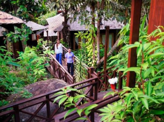 Bunga Raya Island Resort & Spa