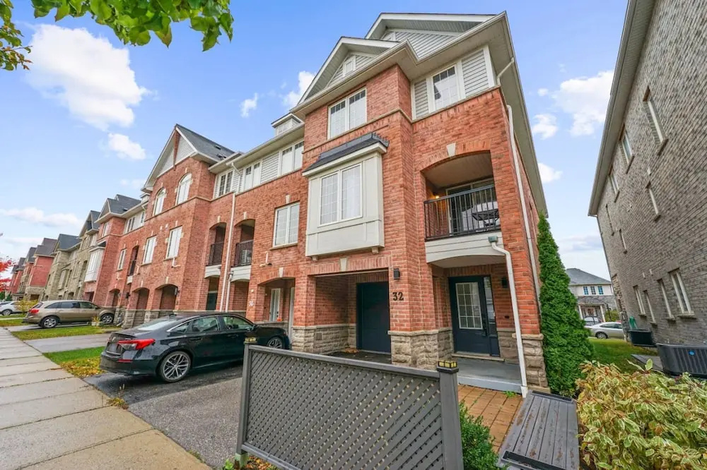 Chic 2BR House Newly Renovated Central Spot