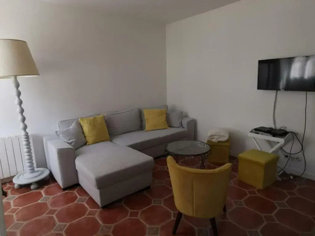 Gîte Huisseau-sur-Cosson, 3 pièces, 4 personnes - FR-1-491-287