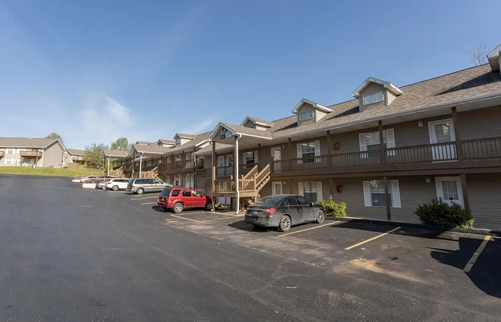 Happy Trails 2 Bedroom Condo by Redawning