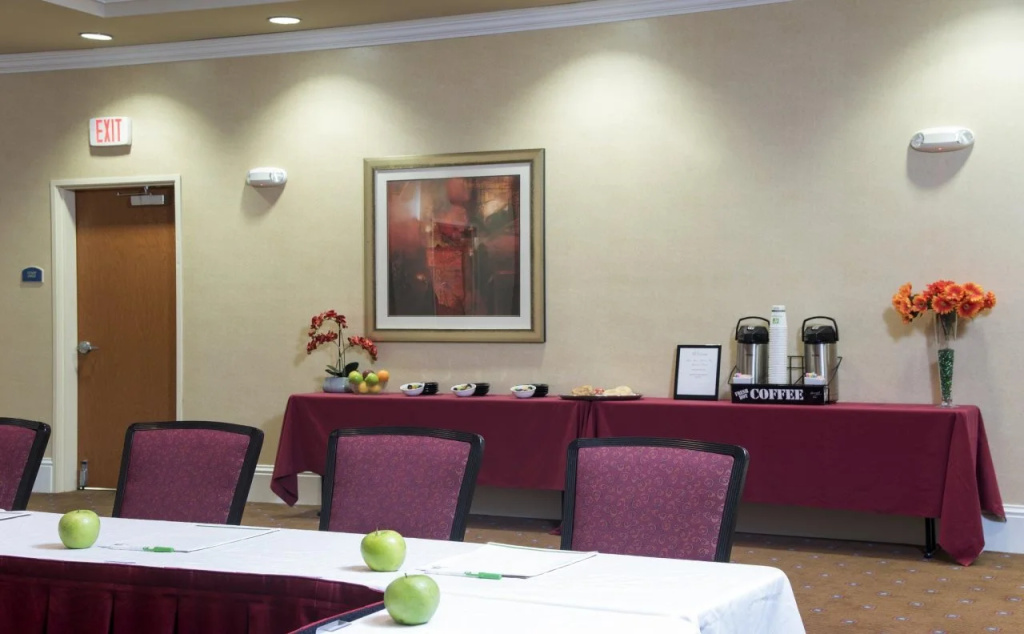 Holiday Inn Aurora North - Naperville by IHG - Général